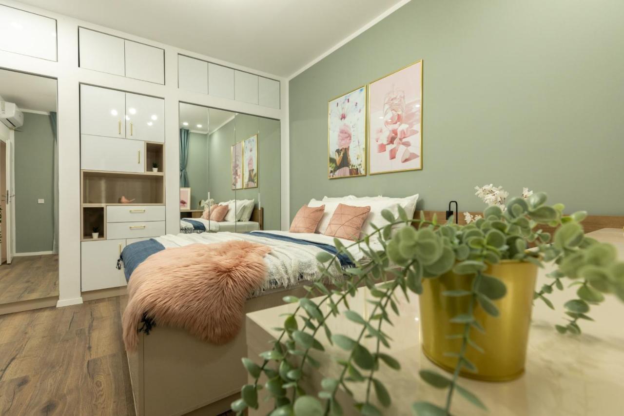 Dream Home - Prime Location 2Br Apt In Bucharest Luaran gambar