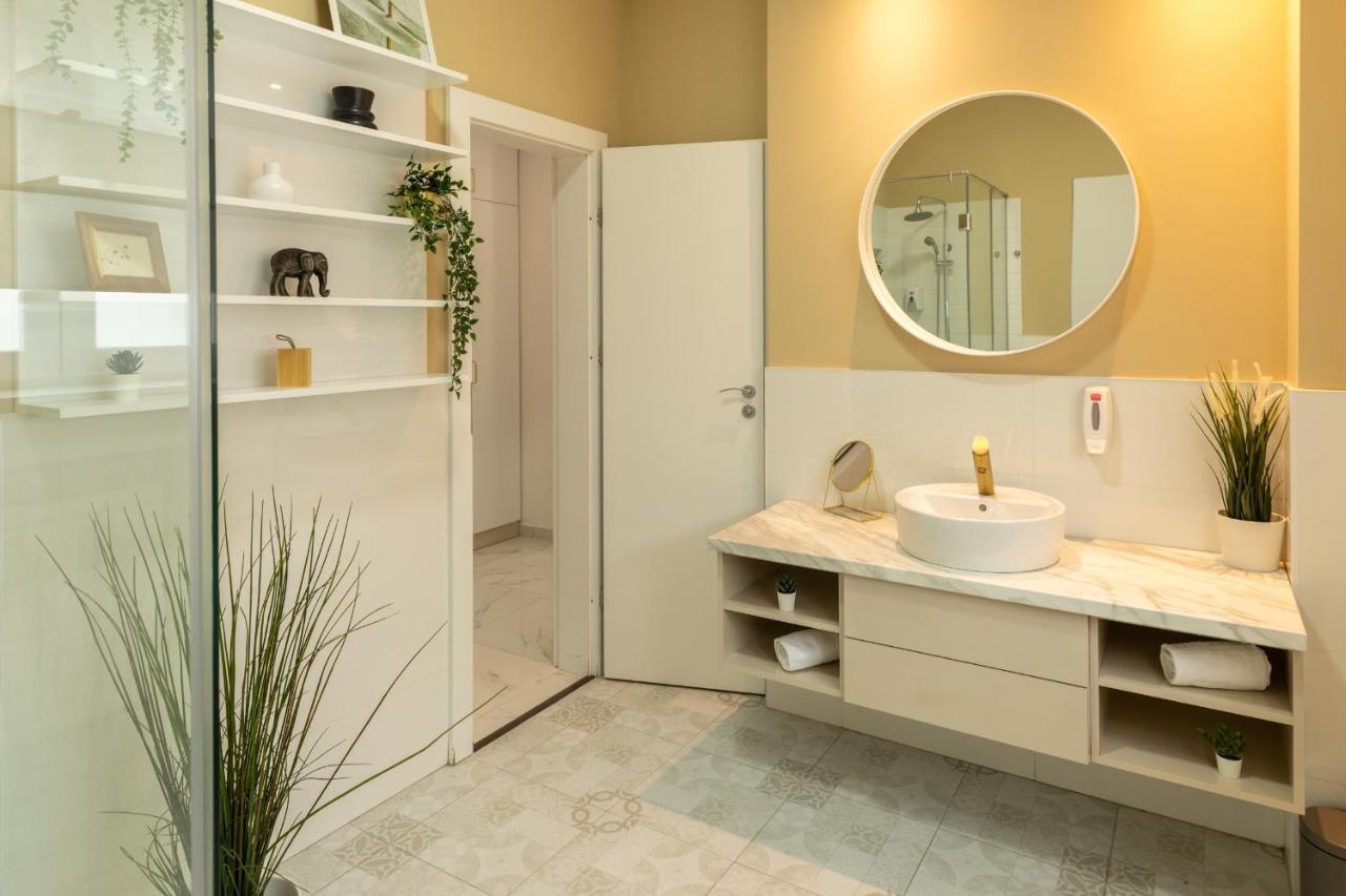Dream Home - Prime Location 2Br Apt In Bucharest Luaran gambar